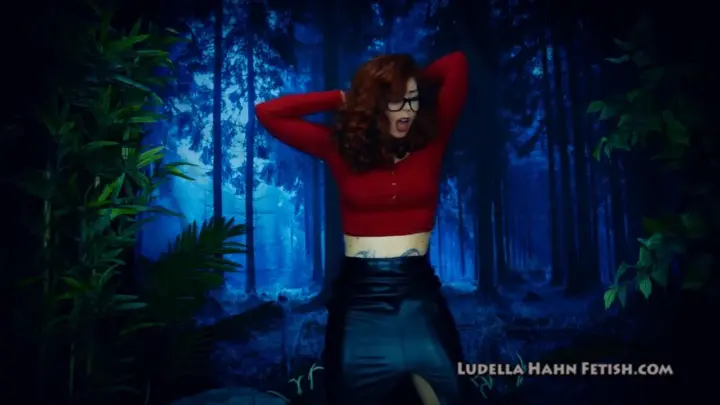 The Librarians GIANTESS Transformation