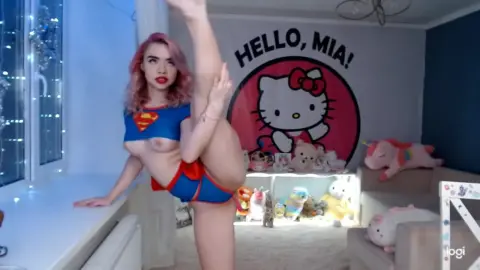 MiaMelon – Supergirl Dance