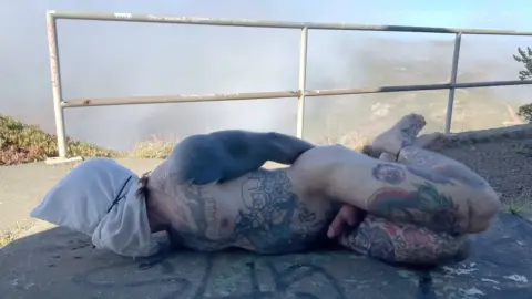 Heavy Kino: Payne and Elise Graves Abandoned