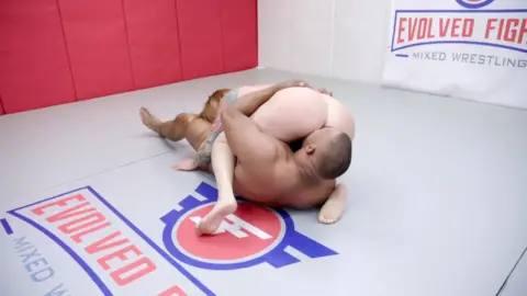 Bella Rossi Rick Fantana – Gym Mat Sex and Blowjob